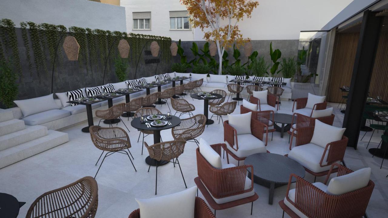 M. Hotel Сан-Антонио-Абад Экстерьер фото